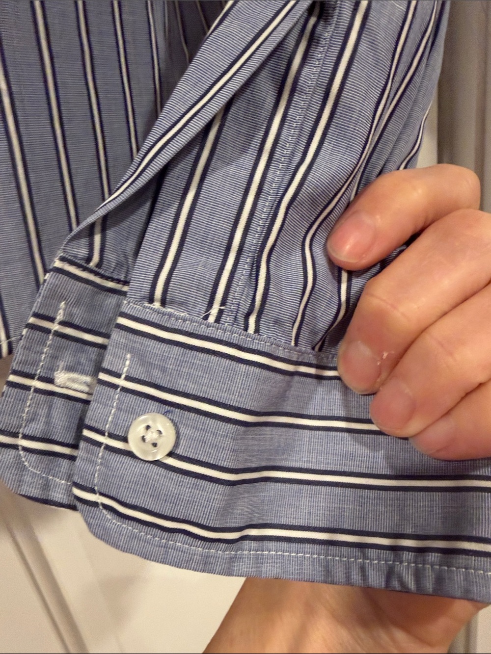 Frank & Eileen sylvio Light Blue and White Striped Button-Down Shirt medium - Picture 4 of 7